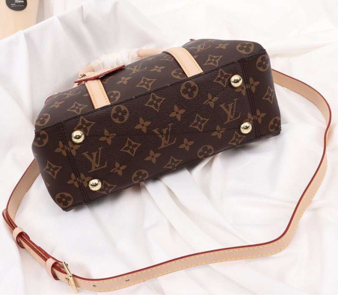 Louis Vuitton Monogram Canvas Soufflot BB Bag - Image 4