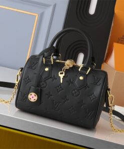 Louis Vuitton Other Leathers Speedy Bandouliere 20 Handbag In Black