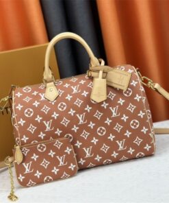 Louis Vuitton Speedy P9 Bandouliere 30 Bag In Camel