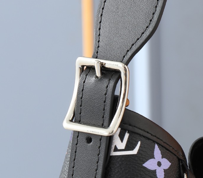 X TM Multicolored CarryAll PM In Black - Image 6